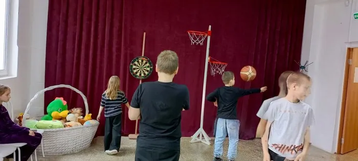 5453884390724727406_121